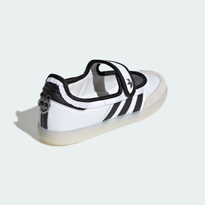 White / Black / Silver