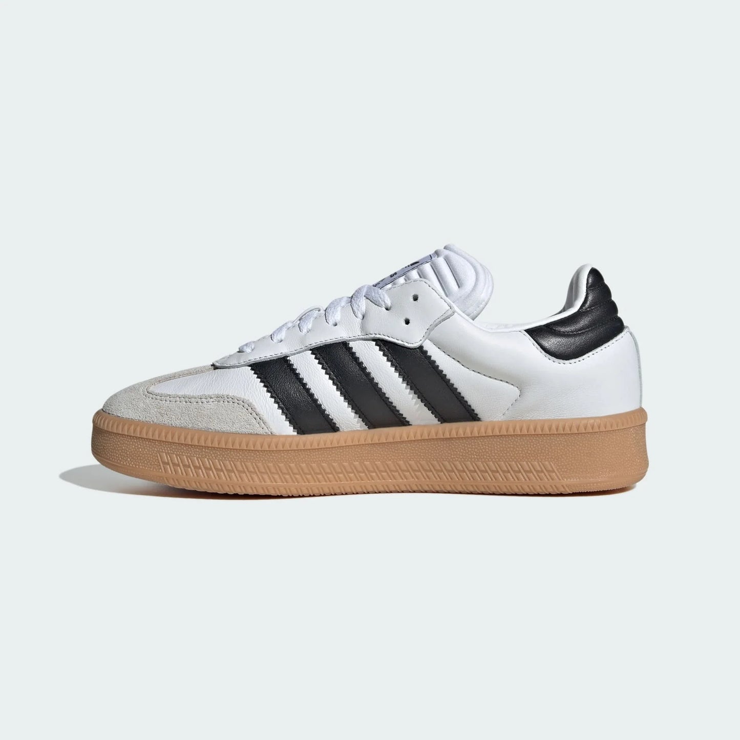 AD Samba XLG Cloud White