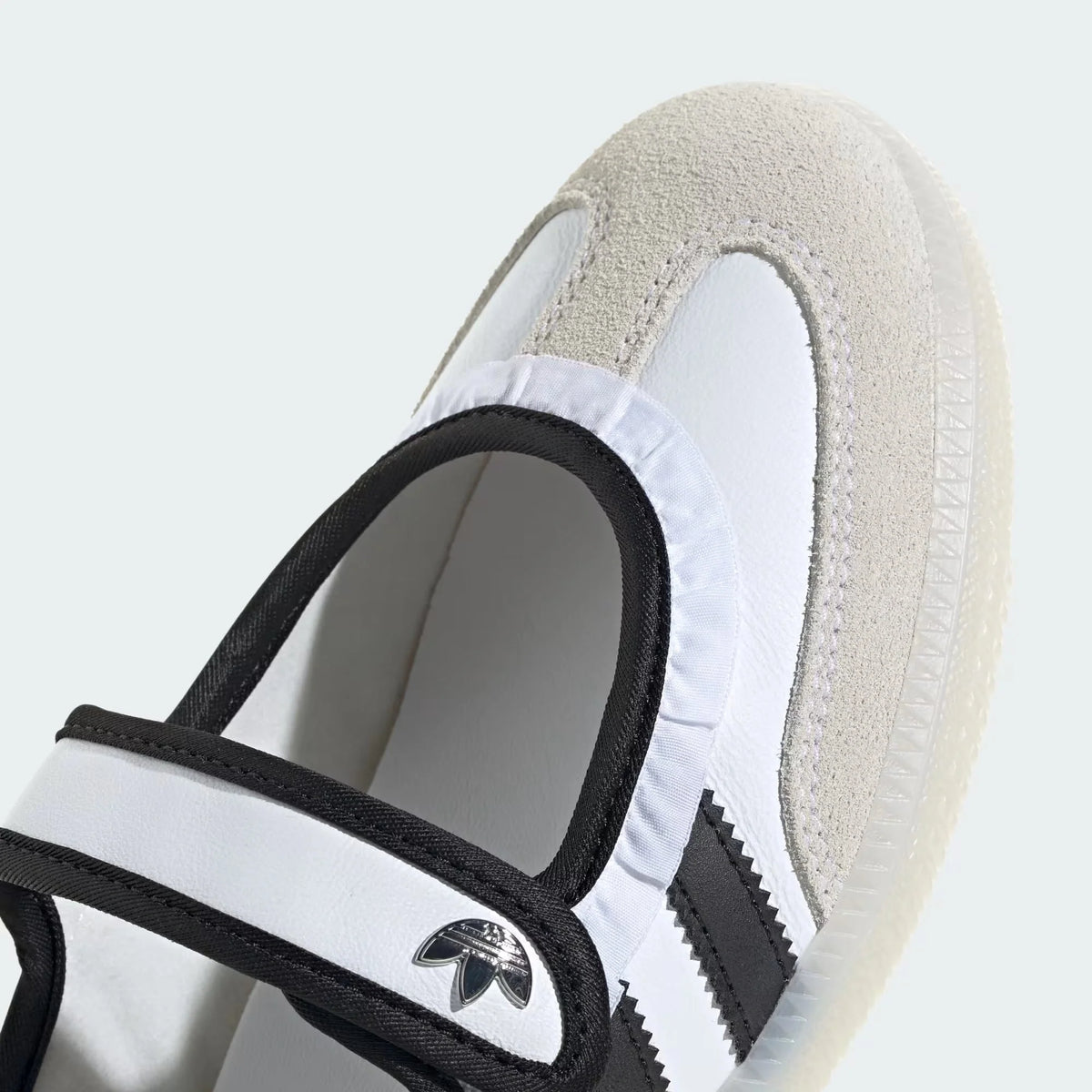 White / Black / Silver
